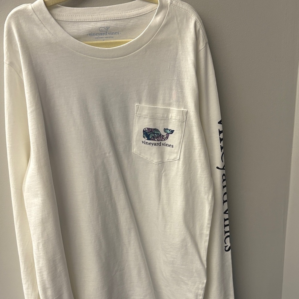 Vineyard Vines Cream Long Sleeve Tee with Logo
